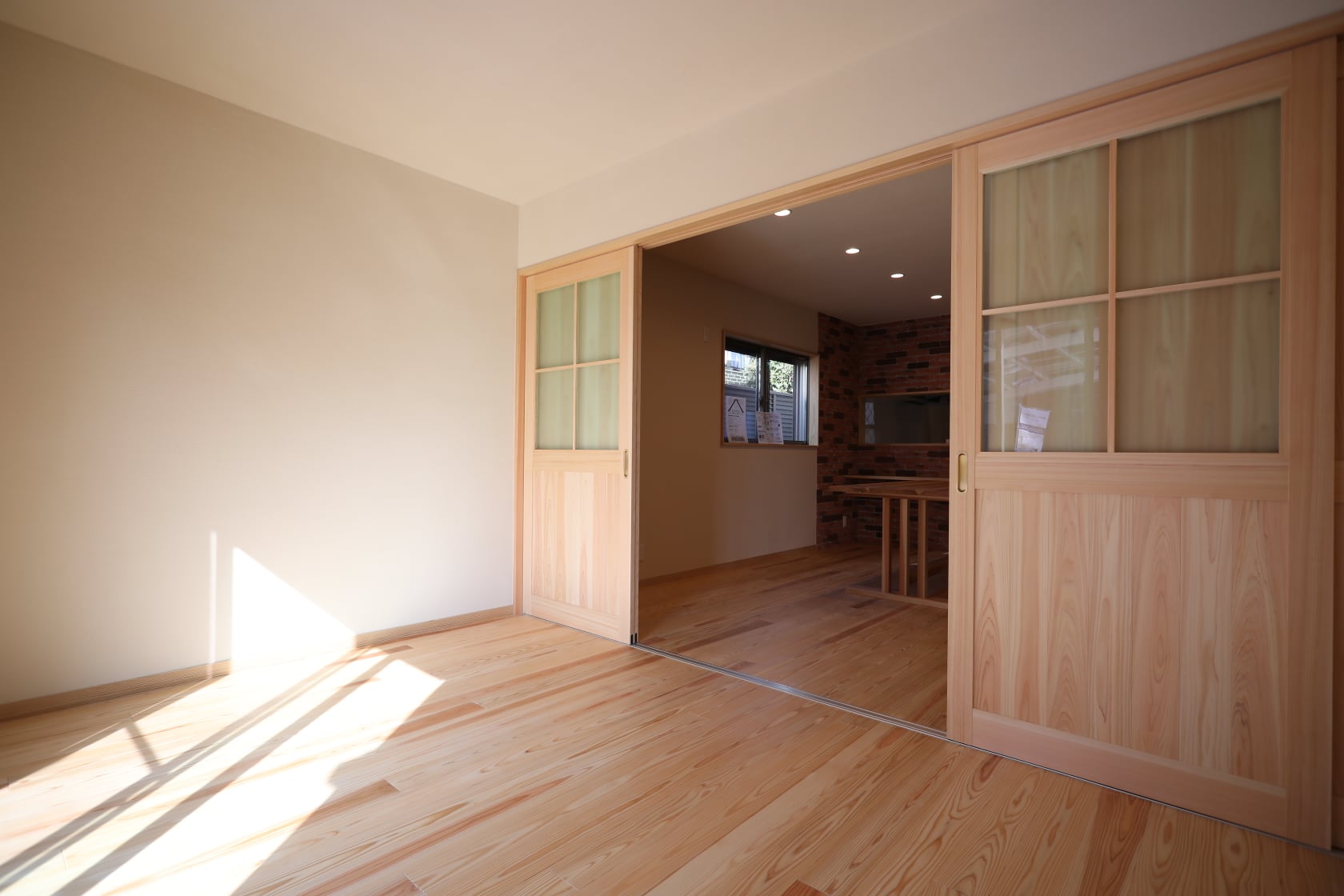 自然素材の一戸建ては、奈良県香芝市の寿正庵㈱へ